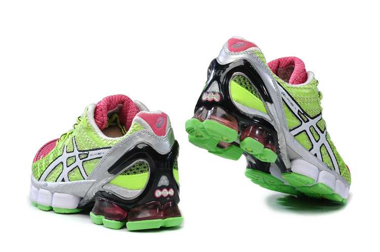 Asics Kimse 4 femme  asics chaussures de netball la depollution